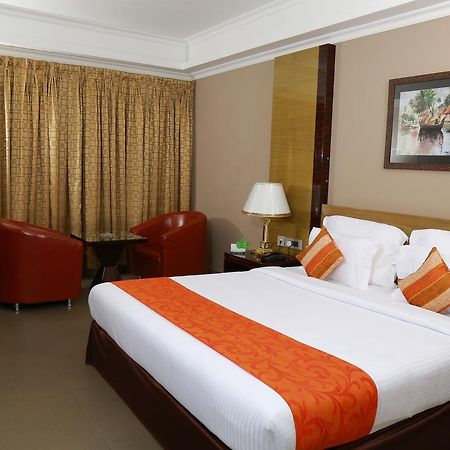 Hotel Bonanza Alappuzha Exterior foto