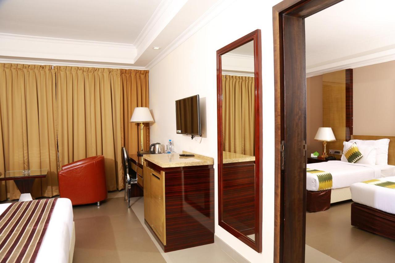 Hotel Bonanza Alappuzha Exterior foto