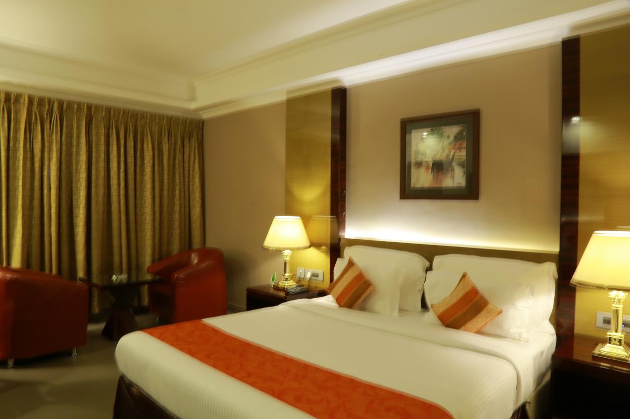 Hotel Bonanza Alappuzha Exterior foto