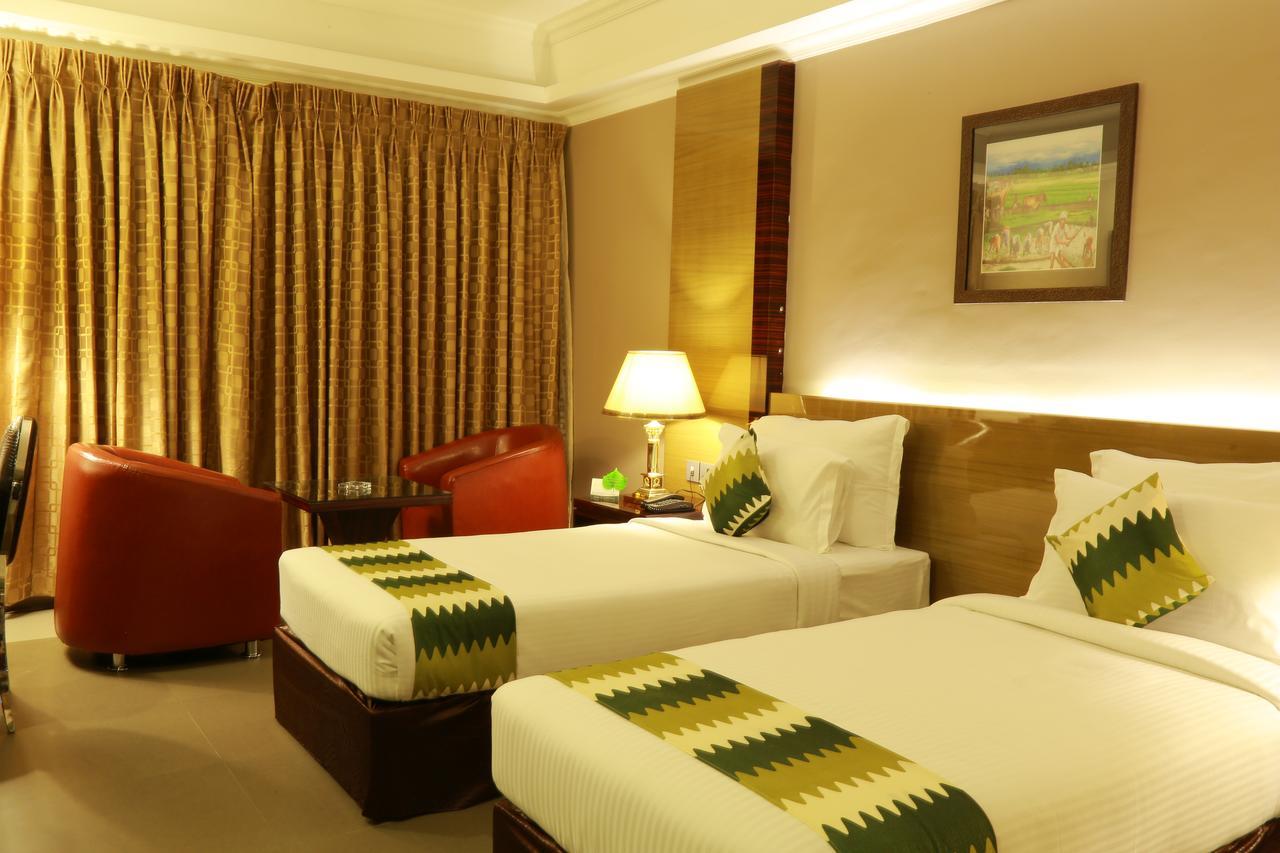 Hotel Bonanza Alappuzha Exterior foto