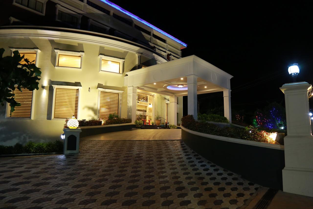 Hotel Bonanza Alappuzha Exterior foto